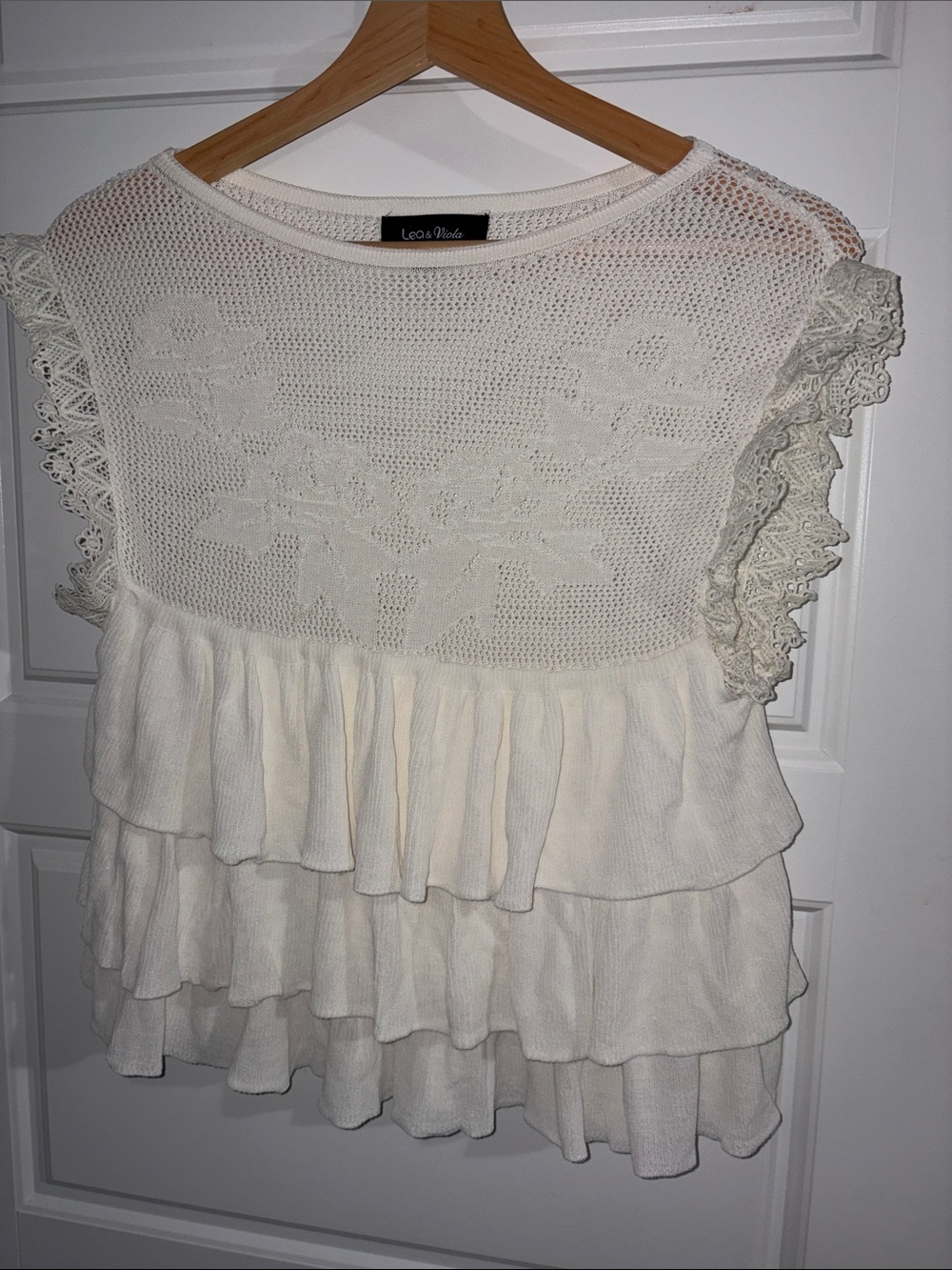 Lea & Viola Cream Knit Ruffle Lace Sleeve Top
